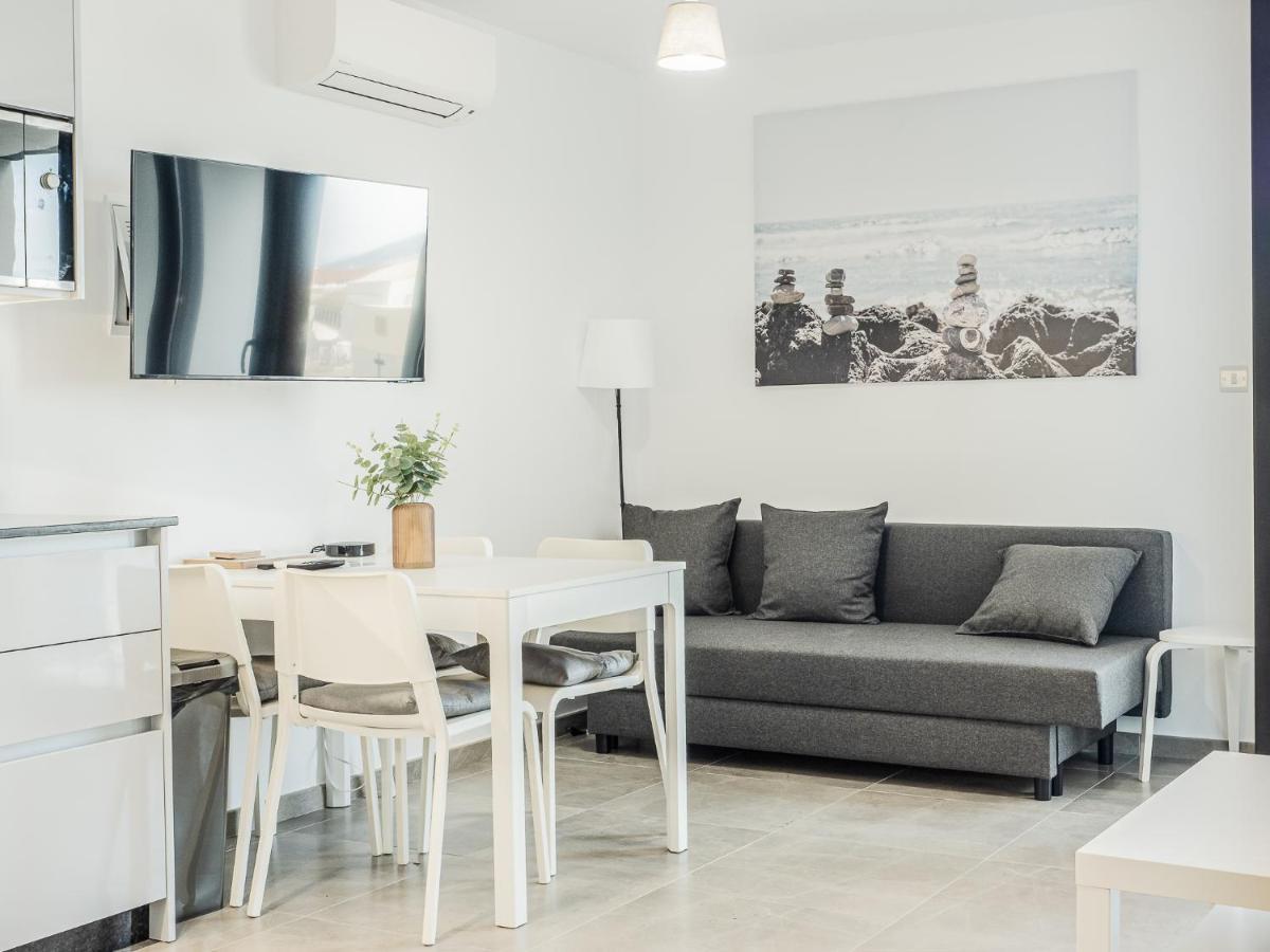 Brand New Studio Near The Beach, Gibraltar Exterior photo